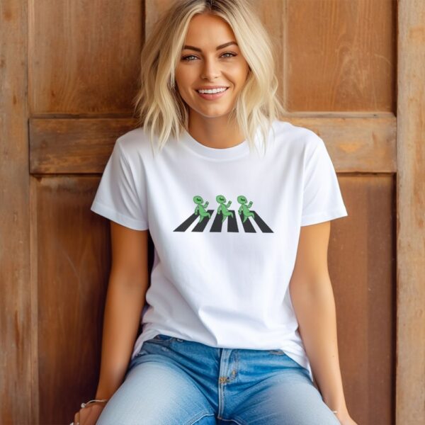 Camiseta de mujer clásica Premium Paso de Peatones - Imagen 5
