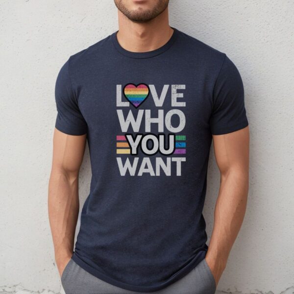 Camiseta de hombre clásica Premium Love who you want - Imagen 7