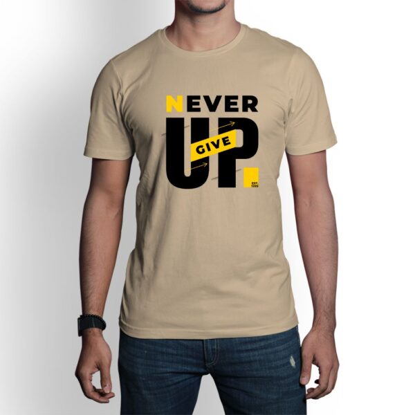 Camiseta de hombre clásica Premium Never Give Up - Imagen 9