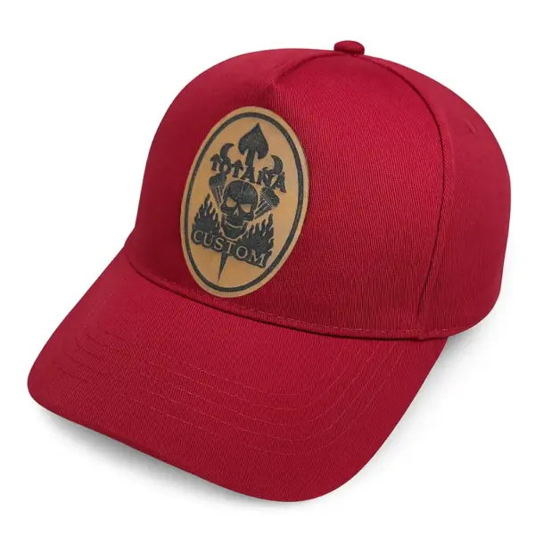 Gorra Unisex modelo FRED 1470 Personalizada con Parche de Piel Grabada